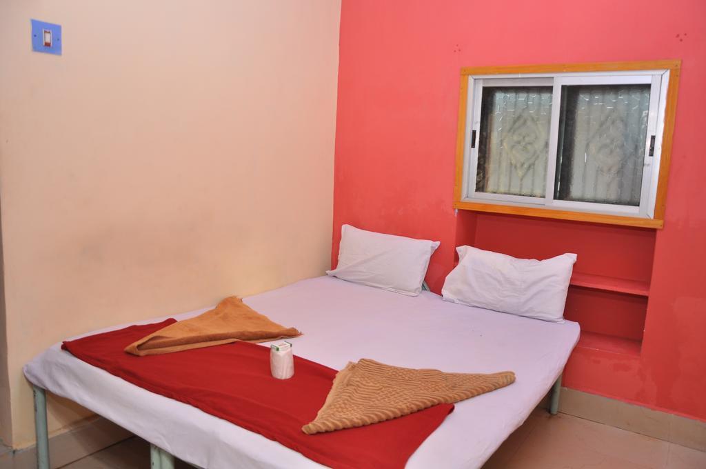 هامبي Manju Guest House المظهر الخارجي الصورة