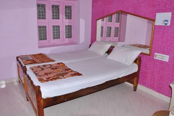 هامبي Manju Guest House المظهر الخارجي الصورة